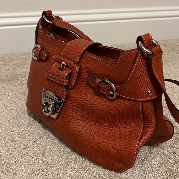 Salvatore Ferragamo Handbag - Picture 7 of 11